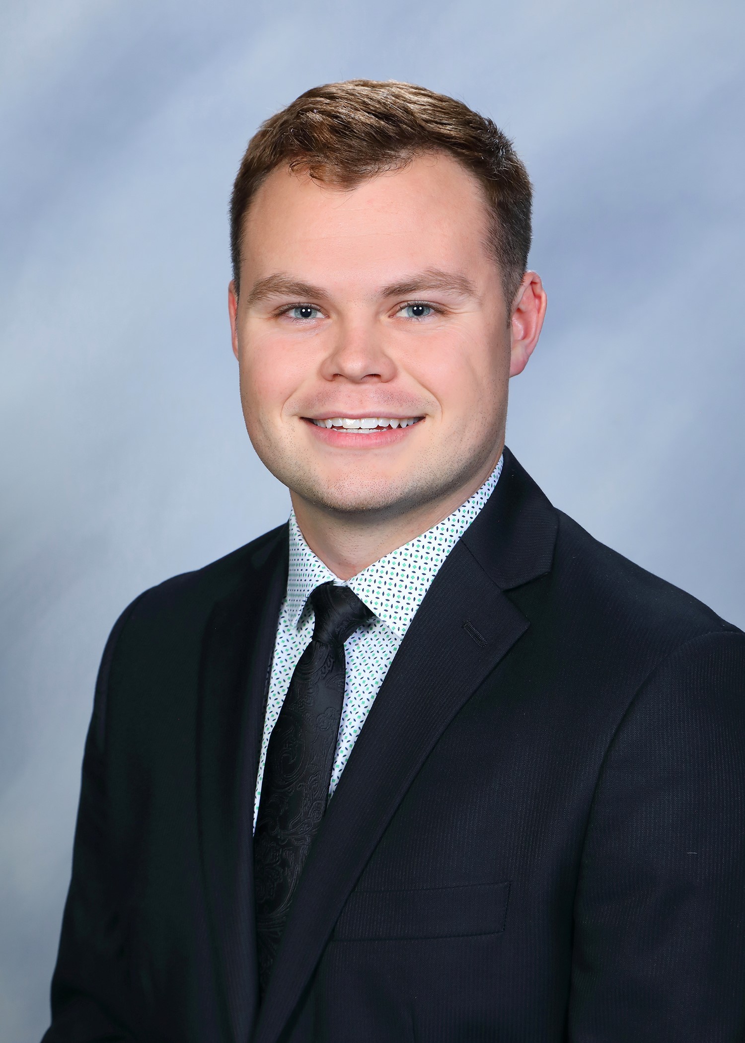 Associate attorney Roman Knudsvig